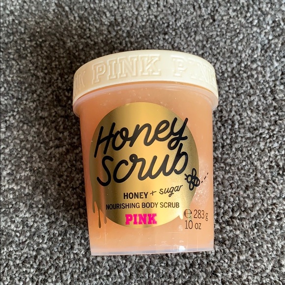 Victoria Secret Honey Body Scrub - Picture 2 of 4